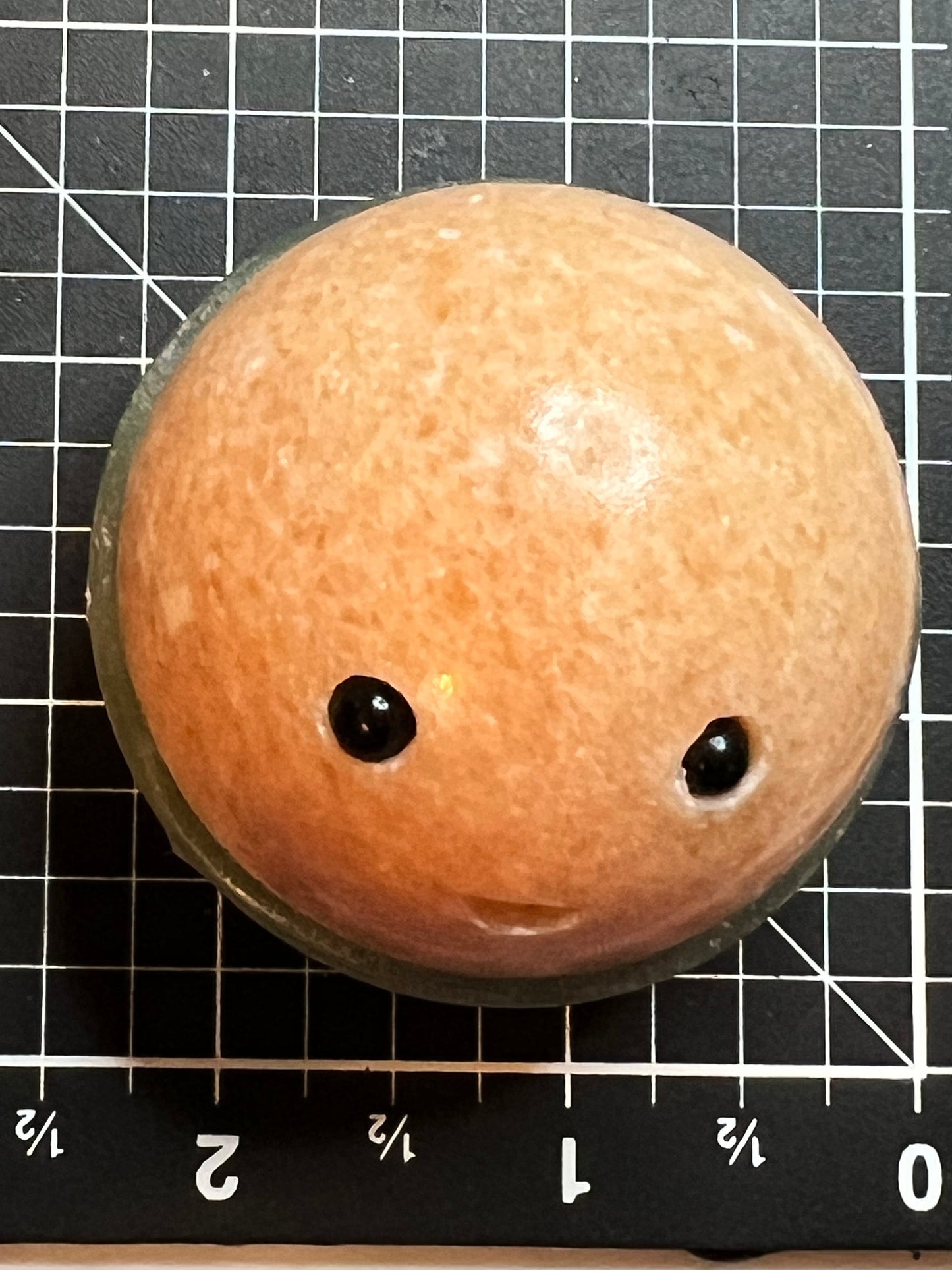 Gemstone Hamburger Buddy Carving