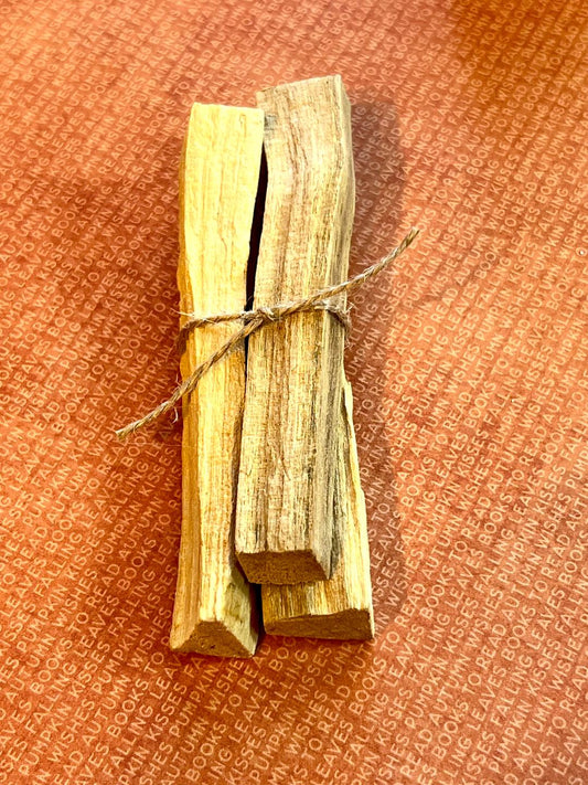 Sustainably Harvested Palo Santo Sticks